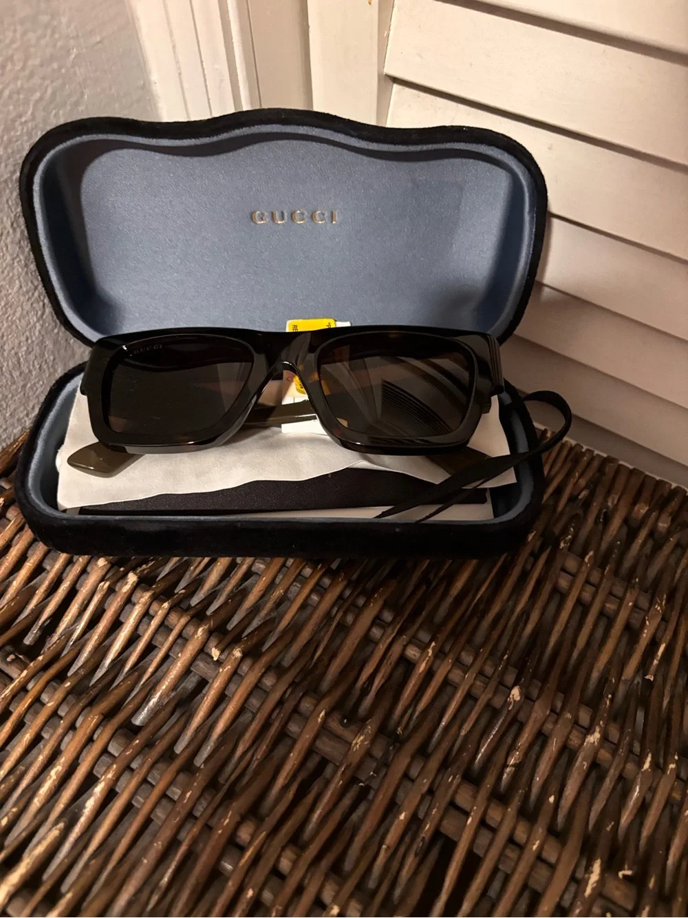 NWT GG1668S 005 52 21-145 M Gucci Men's Sunglasses